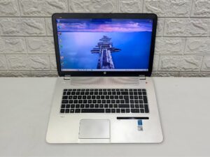 laptop hp envy 17 17.3" i7 4th / 4gb grafica / 8gb ram 240gb ssd