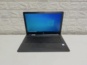 laptop hp 250 g6 " i7 7th / 8gb ram 240gb ssd