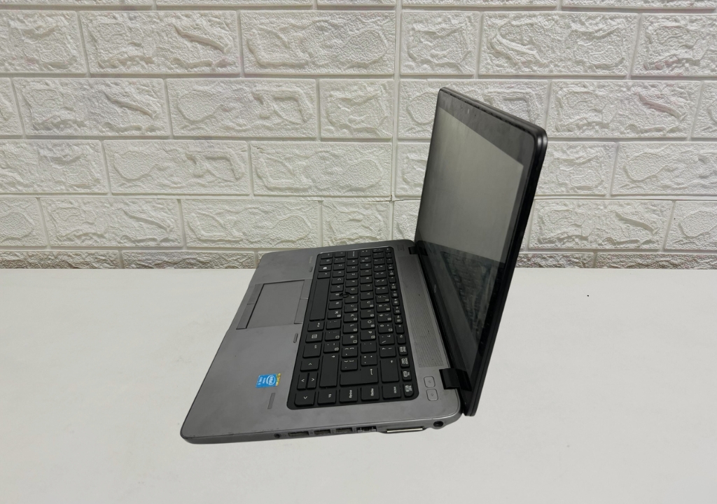 laptop hp 840 g1 14" tactil i5 4th / 8gb ram 120gb ssd laptop hp 840 g1 14" tactil i5 4th / 8gb ram 120gb ssd