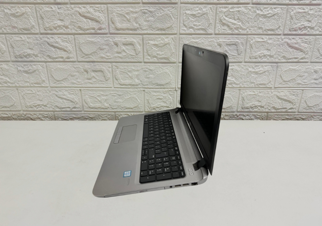 laptop hp probook 450 g3 15.6" i7 6th / 8gb ram 240gb ssd laptop hp probook 450 g3 15.6" i7 6th / 8gb ram 240gb ssd