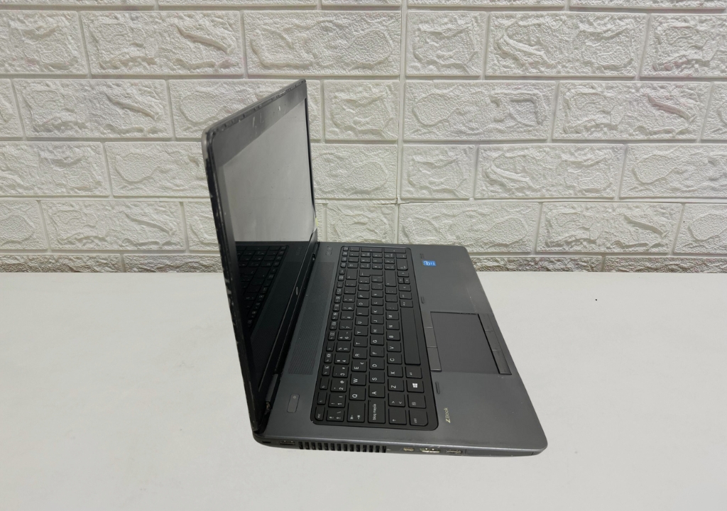 laptop hp zbook 15 15.6" i7 4th / 8gb ram 240gb ssd laptop hp zbook 15 15.6" i7 4th / 8gb ram 240gb ssd