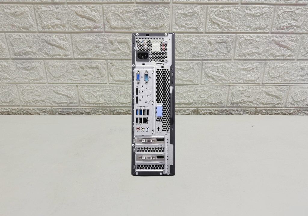 pc empresarial lenovo thinkcentre m83 i5 4th / 8gb ram 120gb ssd pc empresarial lenovo thinkcentre m83 i5 4th / 8gb ram 120gb ssd